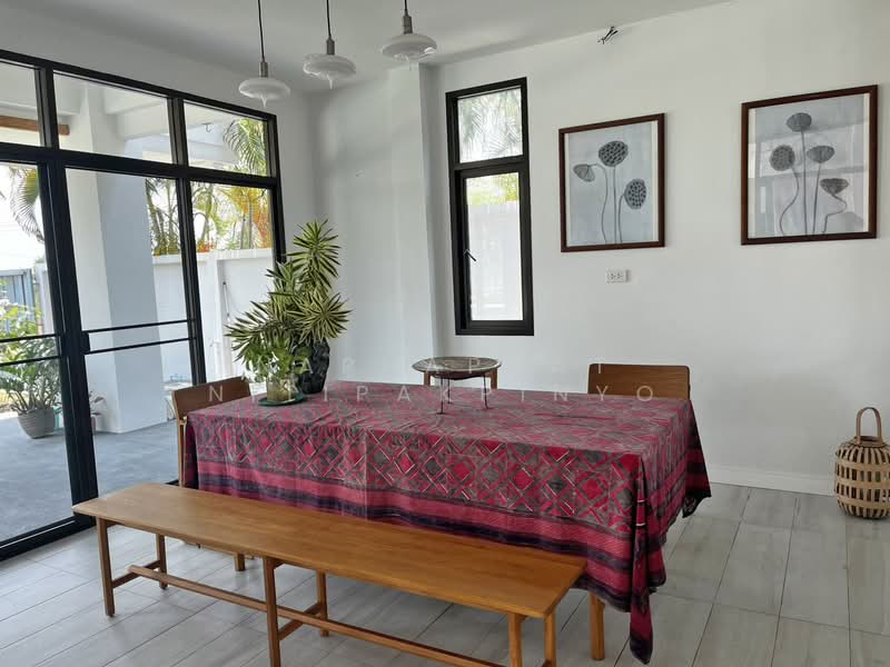 HS320 - Sigle House with private pool, Large Plot of land, Chon Buri (Pattaya), Bang Sa-re, Sattahip, Chon Buri (Pattaya), 3 Bedrooms, 343 sqm, Single Detached House For Sale, by Naphaphat Nitipakpinyo, 11079535 - DDproperty.com
