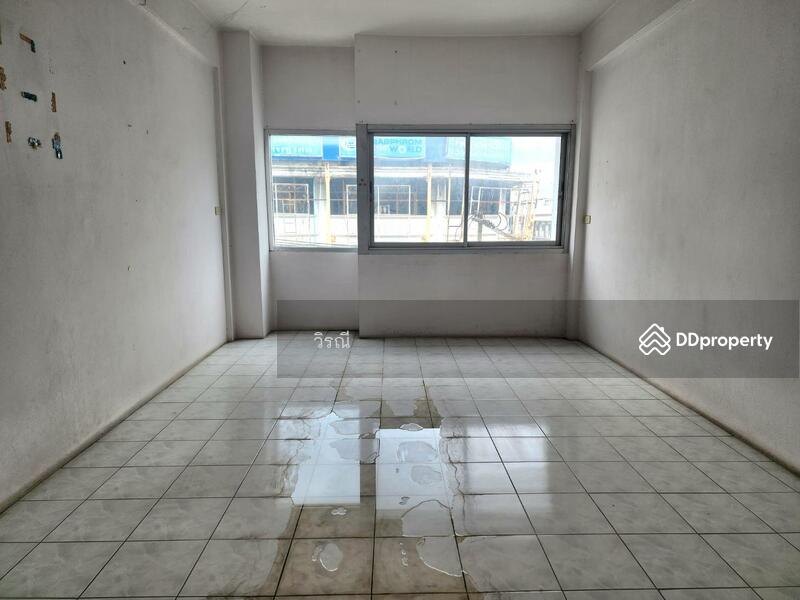 ให้เช่า - เช่า อาคารพาณิชย์ 4 ชั้น 3 คูหา หัวมุม ในเมือง, นครราชสีมา