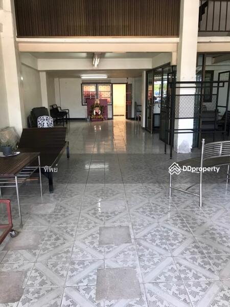 For Sale - อาคาร 2 คูหาติดถนน แยกสวนสมเด็จ, Nonthaburi