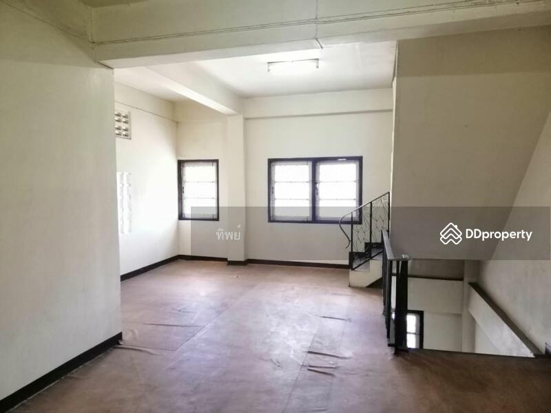 For Sale - อาคาร 2 คูหาติดถนน แยกสวนสมเด็จ, Nonthaburi