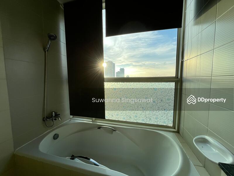 ขาย - The Light House Sathorn–Chareonnakorn : เดอะ ไลท์เฮ้าส์, กรุงเทพ