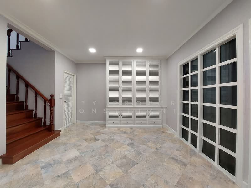 Ladawan Srinakarin, Samut Prakan, Srinakarin Road, Bang Kaeo, Bang Plee, Samut Prakan, 4 Bedrooms, 500 sqm, Single Detached House For Sale, by Nutty Property Consultant, 11083320 - DDproperty.com