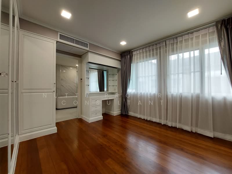 Ladawan Srinakarin, Samut Prakan, Srinakarin Road, Bang Kaeo, Bang Plee, Samut Prakan, 4 Bedrooms, 500 sqm, Single Detached House For Sale, by Nutty Property Consultant, 11083320 - DDproperty.com