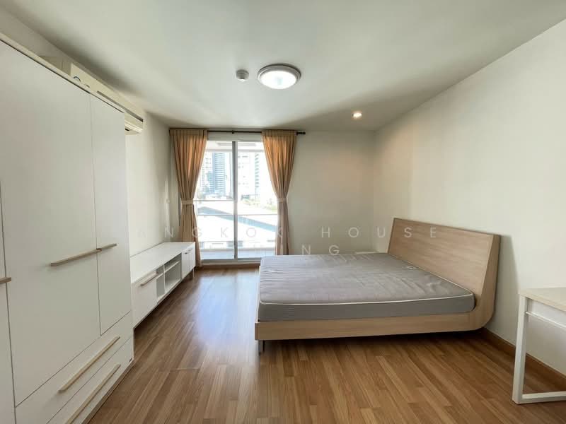 Y.O. Place, Bangkok, 223 Soi Sai Nam Thip 2, Khlong Toei, Khlong Toei, Bangkok, 3 Bedrooms, 111 sqm, Condo For Rent, by Bangkok House Living, 11084153 - DDproperty.com