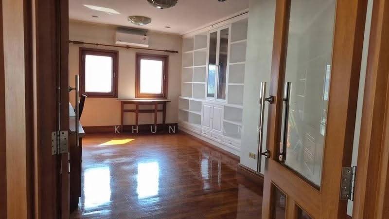 House Madathai 1 Village 101 sq.wa 4 bed 5 bath East 18 MB 55,000 B, bangkok, พุทธมณฑลสาย 1, Bang Ra Mat, Taling Chan, Bangkok, 4 Bedrooms, 580 sqm, Single Detached House For Rent, by Khun Bank, 11085757 - DDproperty.com