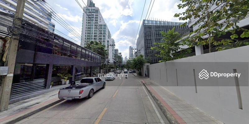For Sale - ที่ดินเปล่า ในซอยสุขุมวิท 23, Bangkok