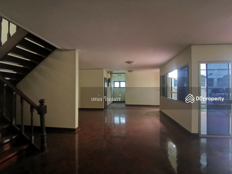 ขาย - บ้านเลขที่ 3 ซอยสาทร 15, กรุงเทพ