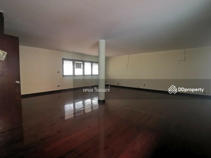 ขาย - บ้านเลขที่ 3 ซอยสาทร 15, กรุงเทพ