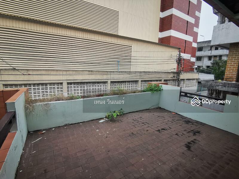 ขาย - บ้านเลขที่ 3 ซอยสาทร 15, กรุงเทพ