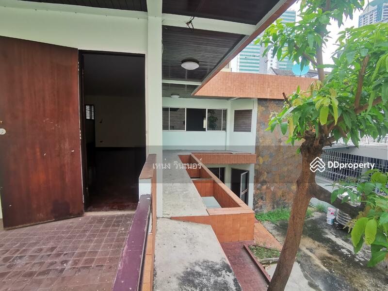 ขาย - บ้านเลขที่ 3 ซอยสาทร 15, กรุงเทพ