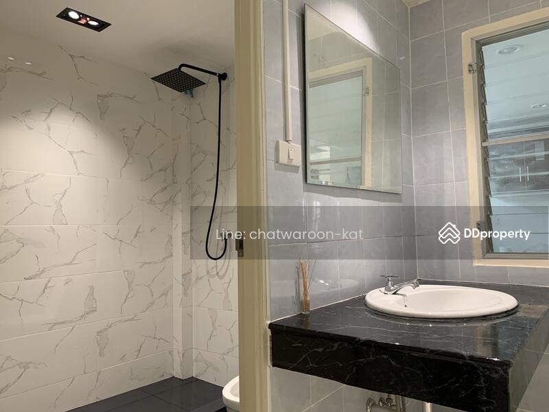 House for rent Ratchada, Bangkok, สุทธิสารวินิจฉัย, Huai Khwang, Bangkok, 5 Bedrooms, 130 sqm, Single Detached House For Rent, by Line: @KatAgent, 11088699 - DDproperty.com
