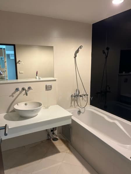 The Address Sukhumvit 42, Bangkok, 39  Soi Barbot 1, Sukhumvit Road, Phra Kanong, Khlong Toei, Bangkok, 1 Bedroom, 52 sqm, Condo For Sale, by Connex Property, 11089834 - DDproperty.com