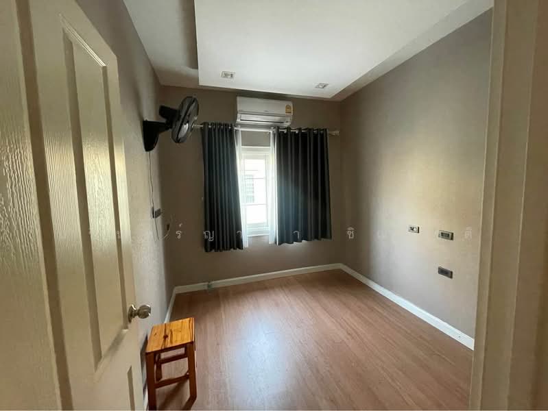 Golden Town Rattanathibet-Saima Station, Nonthaburi, Soi Wat Pleng-Bang Na Alley, Rattanathibet Road, Talat Kwan, Muang Nonthaburi, Nonthaburi, 3 Bedrooms, 150 sqm, Townhouse For Sale, by ปรินทร์ญาดา ชิณโชติ, 11091639 - DDproperty.com