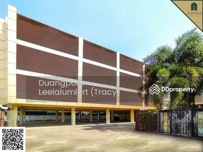 ขาย - บ้านเดี่ยว 2 ชั้น พร้อมสระว่ายน้ำ, กรุงเทพ