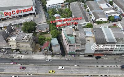 ขาย - ทำเลค้าขายติดถนนใหญ่! หลังตึกทะลุซอย จอดรถได้ 7 คัน!! ขายอาคารพาณิชย์หลังริม 4.5 ชั้น 76 ตร.วา, นนทบุรี