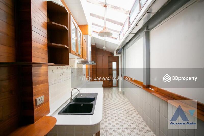 ขาย - 3 Bedrooms House for Sale in Ratchadapisek, Bangkok near MRT Sutthisan (AA37285), กรุงเทพ