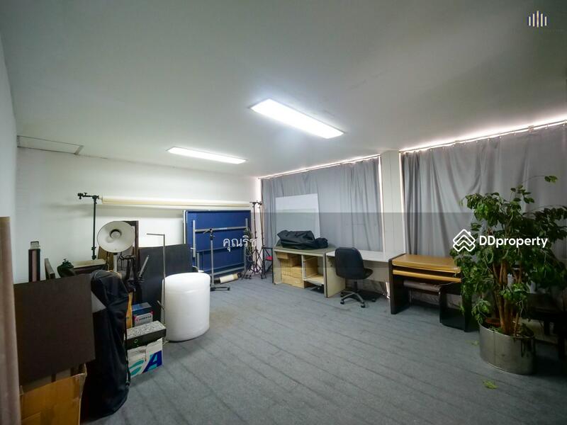 ขาย - ขายอาคารสำนักงาน โฮมออฟฟิศ 84 ตร.วา 800 ตร.ม ทาวน์อินทาวน์ (Town in Town) ซอยใหญ่สุดในโครงการ!!, กรุงเทพ