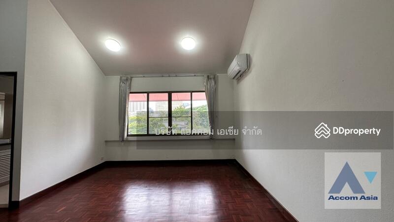 For Rent - 3 Bedrooms Townhouse for Rent in Phaholyothin, Bangkok near BTS Ari at Townhouse1818218, Bangkok