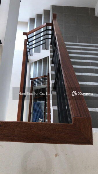 For Sale - Bangkok Warehouse Suwinthawong BRE20667, Bangkok
