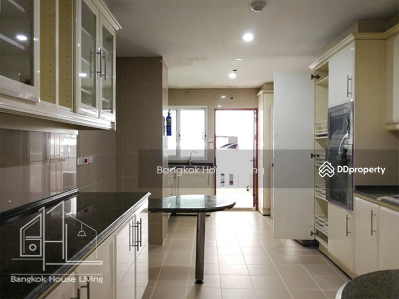 GM Tower : จีเอ็ม ทาวเวอร์, กรุงเทพ, 39 ซอย สุขุมวิท 20, คลองเตย, คลองเตย, กรุงเทพ, 450 ตร.ม., คอนโด ให้เช่า, โดย Bangkok House Living, 11097921 - DDproperty.com