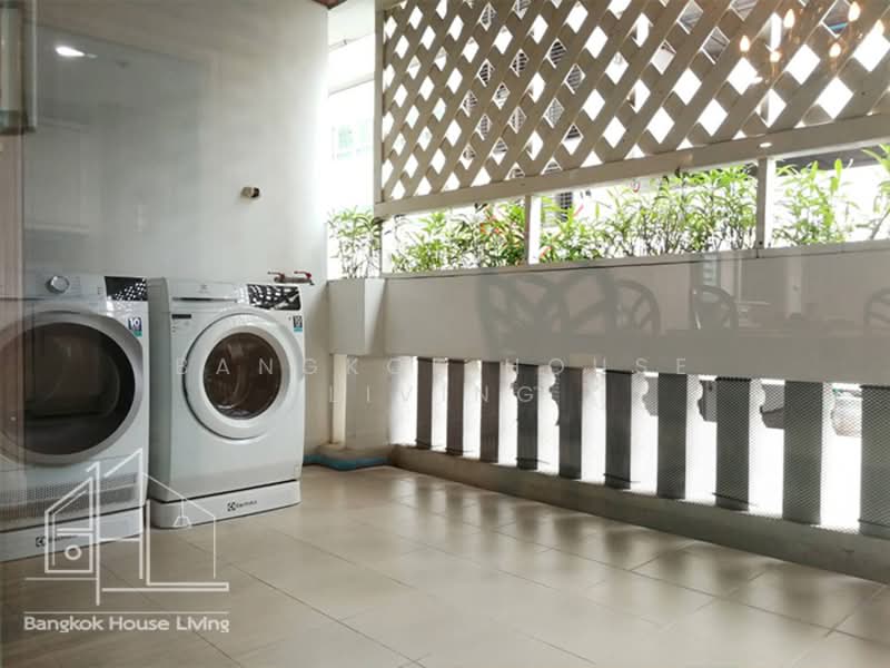 GM Tower, Bangkok, 39 Soi Sukhumvit 20, Khlong Toei, Bangkok, 4 Bedrooms, 450 sqm, Condo For Rent, by Bangkok House Living, 11097921 - DDproperty.com