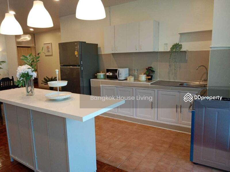 Swasdi Mansion, Bangkok, 273 Soi Sukhumvit 31, Khlong Tan Nua, Watthana, Bangkok, 3 Bedrooms, 200 sqm, Condo For Rent, by Bangkok House Living, 11098628 - DDproperty.com