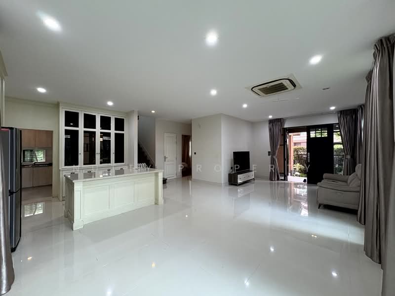 Nantawan Bangna Km.7, Samut Prakan, 98 Bangna-Trad Road, Bang Kaeo, Bang Plee, Samut Prakan, 4 Bedrooms, 283 sqm, Single Detached House For Sale, by Nutty Property, 11099432 - DDproperty.com