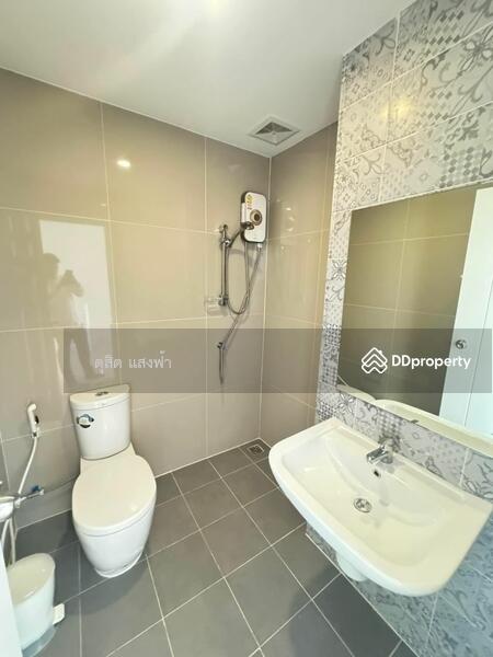 For Rent - ให้เช่าทาวน์โฮมใหม่ ม.เสน่าวีว่า ( เจซิตี้ ) อัสสัมชัญ ศรีราชา, Chon Buri (Pattaya)