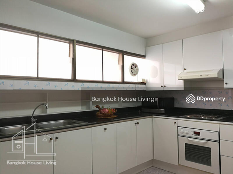 For Rent - Baan Arthit, Bangkok