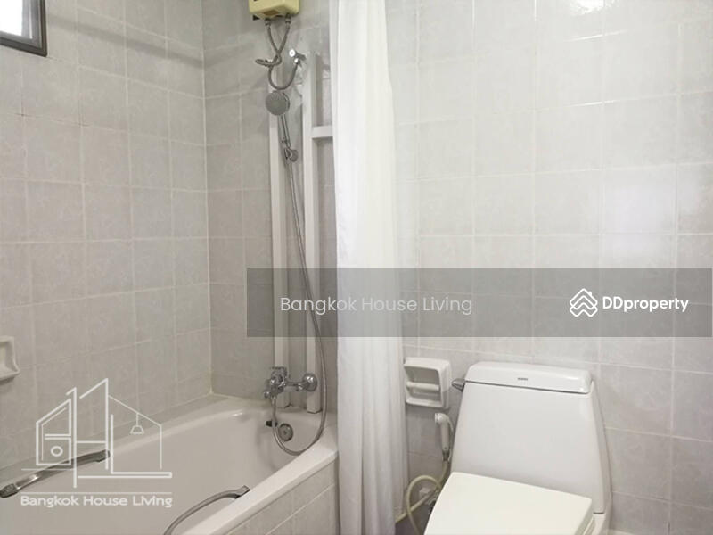 For Rent - Baan Arthit, Bangkok