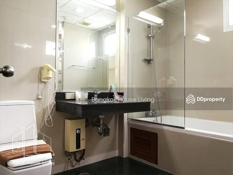 42 Grand Residence, Bangkok, 24 Soi Sukhumvit 42, Phra Kanong, Khlong Toei, Bangkok, 3 Bedrooms, 235 sqm, Condo For Rent, by Bangkok House Living, 11100442 - DDproperty.com