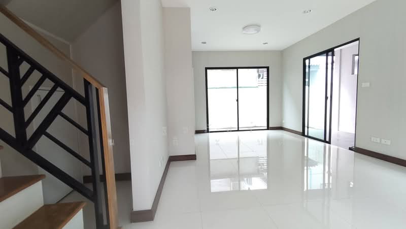 Natura Trend Suksawat Prachauthit90, Samut Prakan, -, Ban Khlong Suan, Phra Samut Jadee, Samut Prakan, 3 Bedrooms, 125 sqm, Townhouse For Rent, by นัฐชภัสร์ นวลถิระยนต์, 11100703 - DDproperty.com