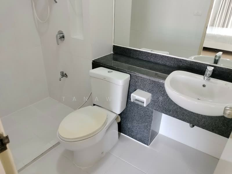 The Parkland Taksin-Thapra, Bangkok, 555 Somdet Phra Chao Tak Sin, Bukkalo, Thon Buri, Bangkok, 2 Bedrooms, 74 sqm, Condo For Rent, by Tanawat PP, 11102050 - DDproperty.com