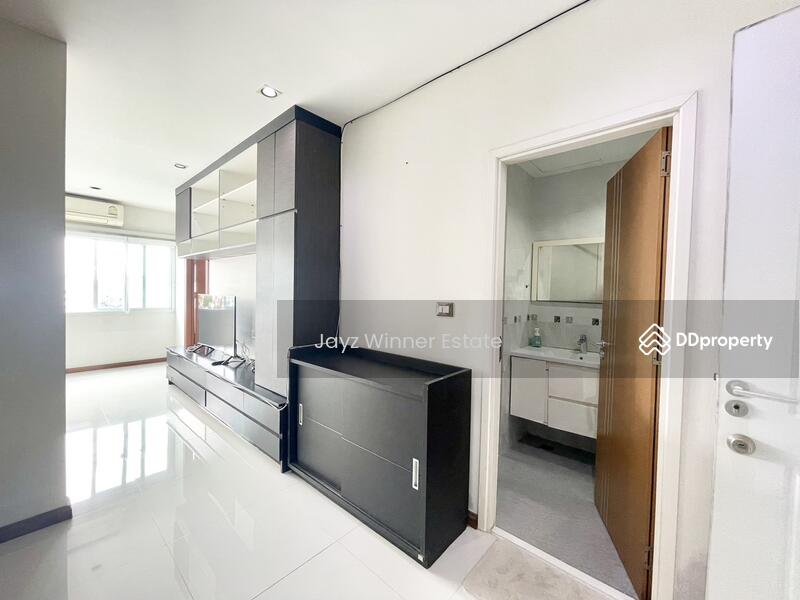 For Sale - The Golden Master Ratchada 19, Bangkok