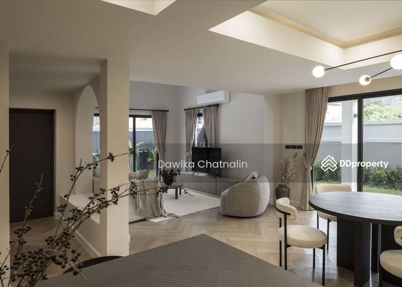 Single house in, Bangkok, พรโขนง, Phra Kanong Nua, Watthana, Bangkok, 3 Bedrooms, 350 sqm, Single Detached House For Rent, by Davika Chatnalin, 11104901 - DDproperty.com