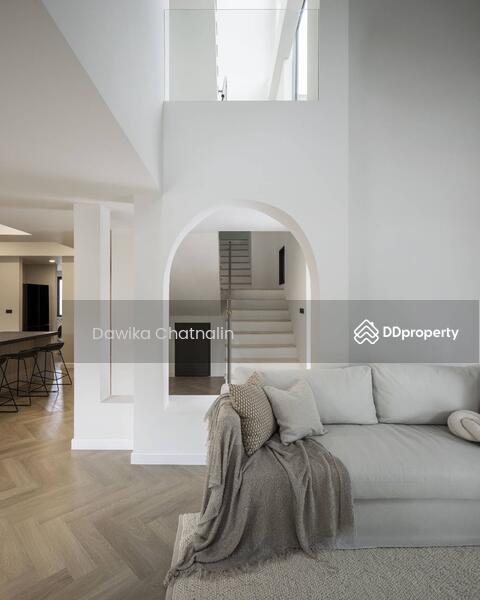 Single house in, Bangkok, พรโขนง, Phra Kanong Nua, Watthana, Bangkok, 3 Bedrooms, 350 sqm, Single Detached House For Rent, by Davika Chatnalin, 11104901 - DDproperty.com