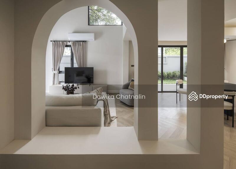 Single house in, Bangkok, พรโขนง, Phra Kanong Nua, Watthana, Bangkok, 3 Bedrooms, 350 sqm, Single Detached House For Rent, by Davika Chatnalin, 11104901 - DDproperty.com