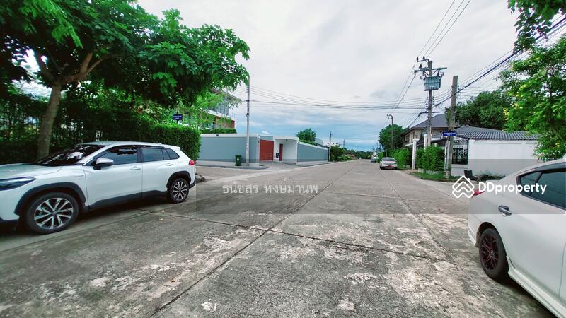 ขายสำนักงาน 3 ชั้นพร้อมอาคารพักคนงาน 1หลังโครงสวนหลวงนิเวศน์ เฉลิมพระเกียรติซอย 34 สวนหลวง, กรุงเทพ, 200 โครงการสวนหลวงนิเวศน์ตรงข้ามสวนหลวง ร.9 ซอย 34, ดอกไม้, ประเวศ, กรุงเทพ, 1,900 ตร.ม., สำนักงาน ขาย, โดย ธนัชสร หงษ์มานพ, 11105321 - DDproperty.com