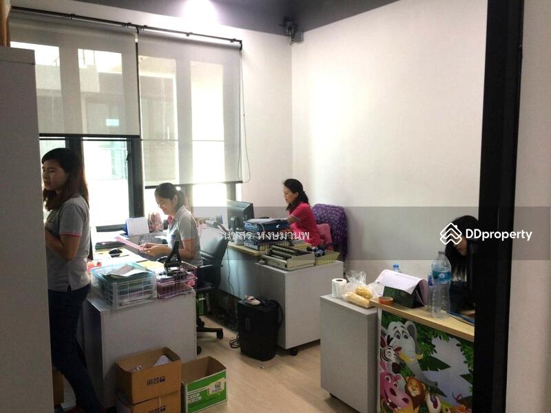 ขายสำนักงาน 3 ชั้นพร้อมอาคารพักคนงาน 1หลังโครงสวนหลวงนิเวศน์ เฉลิมพระเกียรติซอย 34 สวนหลวง, กรุงเทพ, 200 โครงการสวนหลวงนิเวศน์ตรงข้ามสวนหลวง ร.9 ซอย 34, ดอกไม้, ประเวศ, กรุงเทพ, 1,900 ตร.ม., สำนักงาน ขาย, โดย ธนัชสร หงษ์มานพ, 11105321 - DDproperty.com