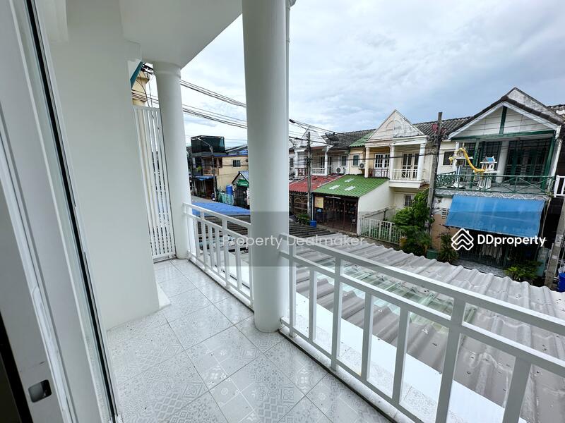 Bang Yai City, Nonthaburi, Bang Yai City Village Road, Sao Thong Hin, Bang Yai, Nonthaburi, 2 Bedrooms, 70 sqm, Townhouse For Sale, by Property Dealmaker, 11105607 - DDproperty.com