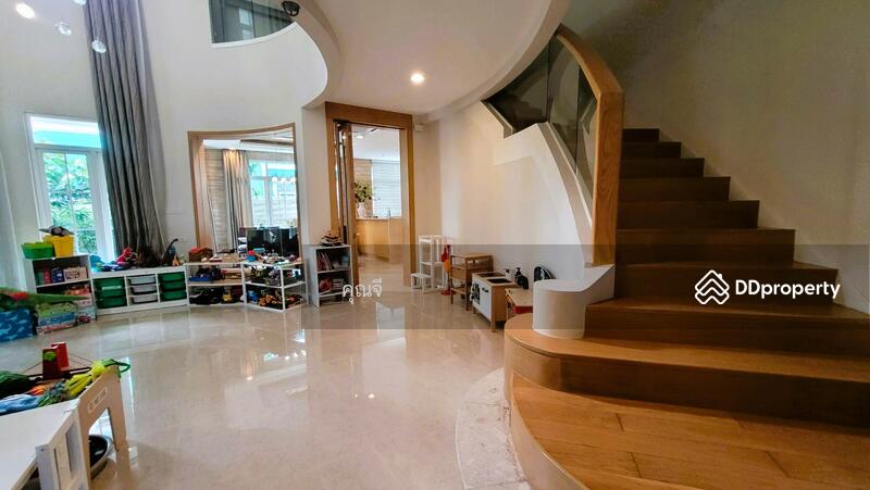ขาย - Narasiri Sathorn-Wongwaen : นาราสิริ สาทร - วงแหวน, กรุงเทพ