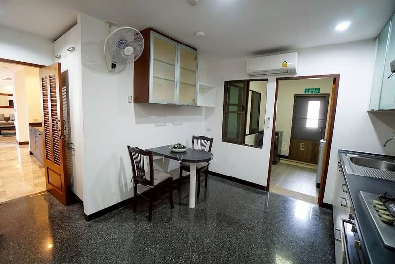 Raintree Village Apartment : เรนทรี วิลเลจ อพาร์ทเม้นท์, กรุงเทพ, 21 ซอย สุขุมวิท 41, คลองตันเหนือ, วัฒนา, กรุงเทพ, 420 ตร.ม., อพาร์ทเมนท์ ให้เช่า, โดย Bangkok House Living, 11107471 - DDproperty.com