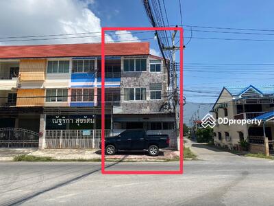 ขาย - ที่ดินพร้อมสิ่งปลูกสร้าง เนื้อที่ดิน 37 ตร.ว. ถ.เพชรเกษม ต.ชะอำ อ.ชะอำ จ.เพชรบุรี, เพชรบุรี