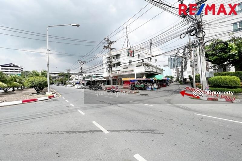 ขายที่ดินติวานนท์ หน้ากระทรวงสาธารณสุข ถมแล้วทั้งแปลง ราคาพิเศษ 90,000 บาทต่อตรว.