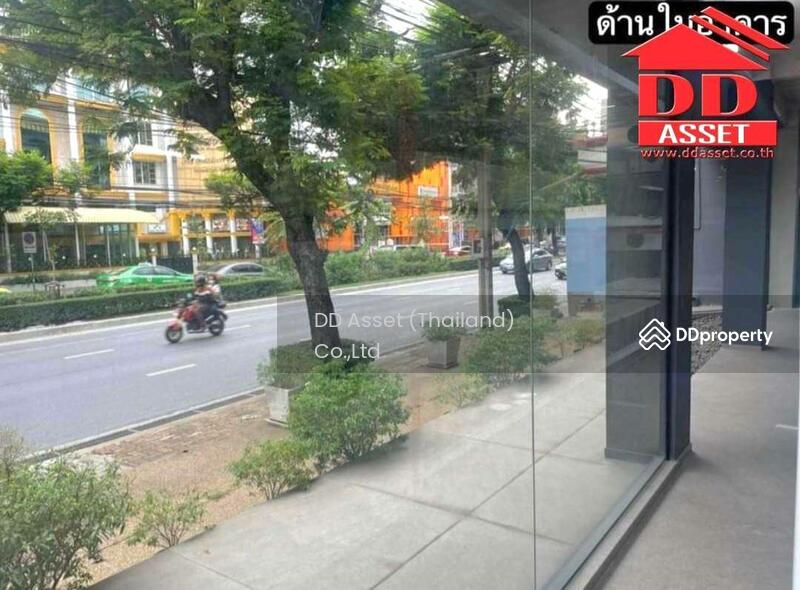 ให้เช่า - ‭Showroom For Rent ให้เช่าโชว์รูม/ออฟฟิศ‬ พัฒนาการใกล้แอร์พอร์ตลิ้ง หัวหมาก รหัส B8002, กรุงเทพ