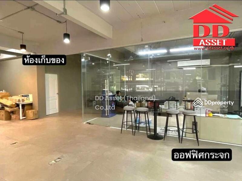 ให้เช่า - ‭Showroom For Rent ให้เช่าโชว์รูม/ออฟฟิศ‬ พัฒนาการใกล้แอร์พอร์ตลิ้ง หัวหมาก รหัส B8002, กรุงเทพ