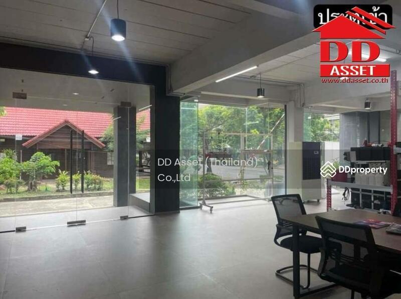 ให้เช่า - ‭Showroom For Rent ให้เช่าโชว์รูม/ออฟฟิศ‬ พัฒนาการใกล้แอร์พอร์ตลิ้ง หัวหมาก รหัส B8002, กรุงเทพ