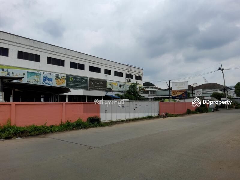 For Rent - ให้เช่าที่ดินมีสิ่งปลูกสร้างติดถนน, Bangkok