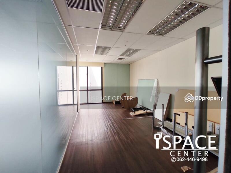 Rent Office BTS Saladaeng and MRT Silom, Partly fitted, Good decorate, Bangkok, 52 สีลม, Suriyawong, Bang Rak, Bangkok, , 350 sqm, Office Space For Rent, by Prakaimas Lapsomboonnanon (Ying), 11116593 - DDproperty.com