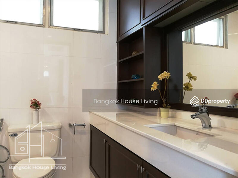 Hawaii Tower, Bangkok, Soi Sukhumvit 23, Khlongtoei Nua, Watthana, Bangkok, 3 Bedrooms, 330 sqm, Apartment For Rent, by Bangkok House Living, 11117122 - DDproperty.com